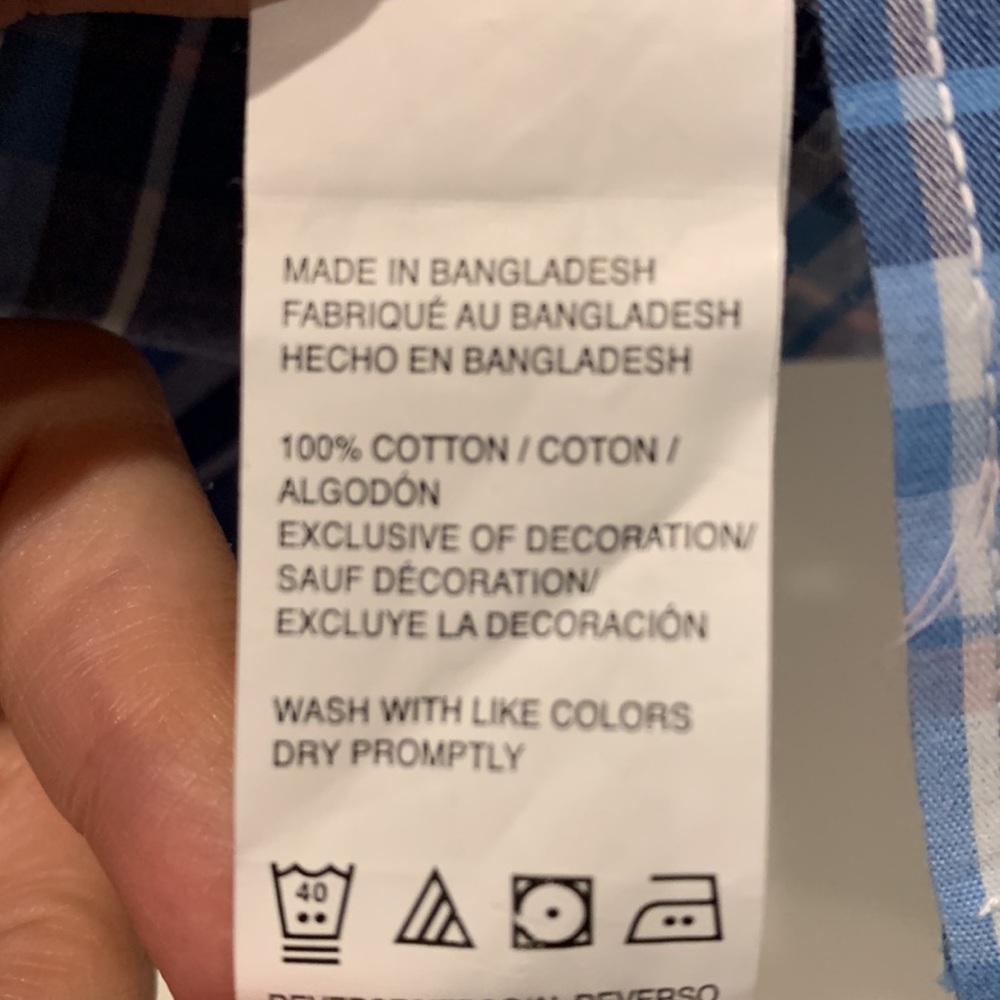 Men’s IZOD Saltwater Relaxed Classics Button Down - Picture 4 of 5